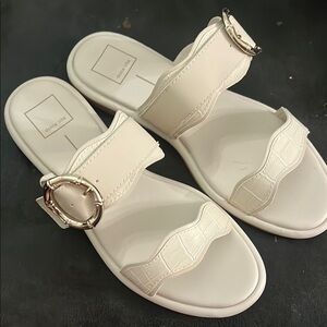 Dolce Vita White Women's Sandals new